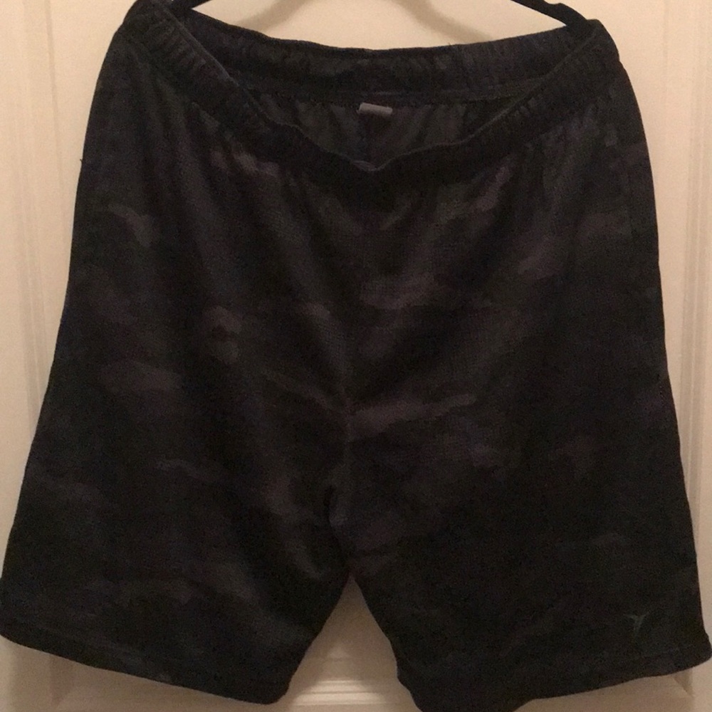 Old navy men’s athletic shorts
